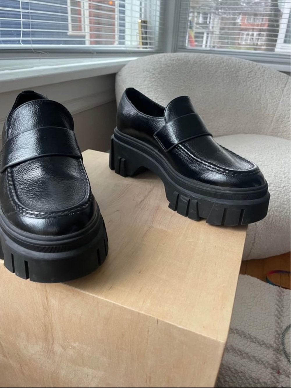 Chinese Laundry Lug Sole Loafers
